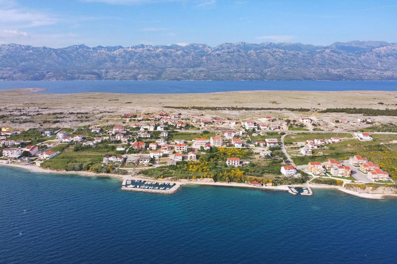 Apartments Poljak Ртина Екстериор снимка