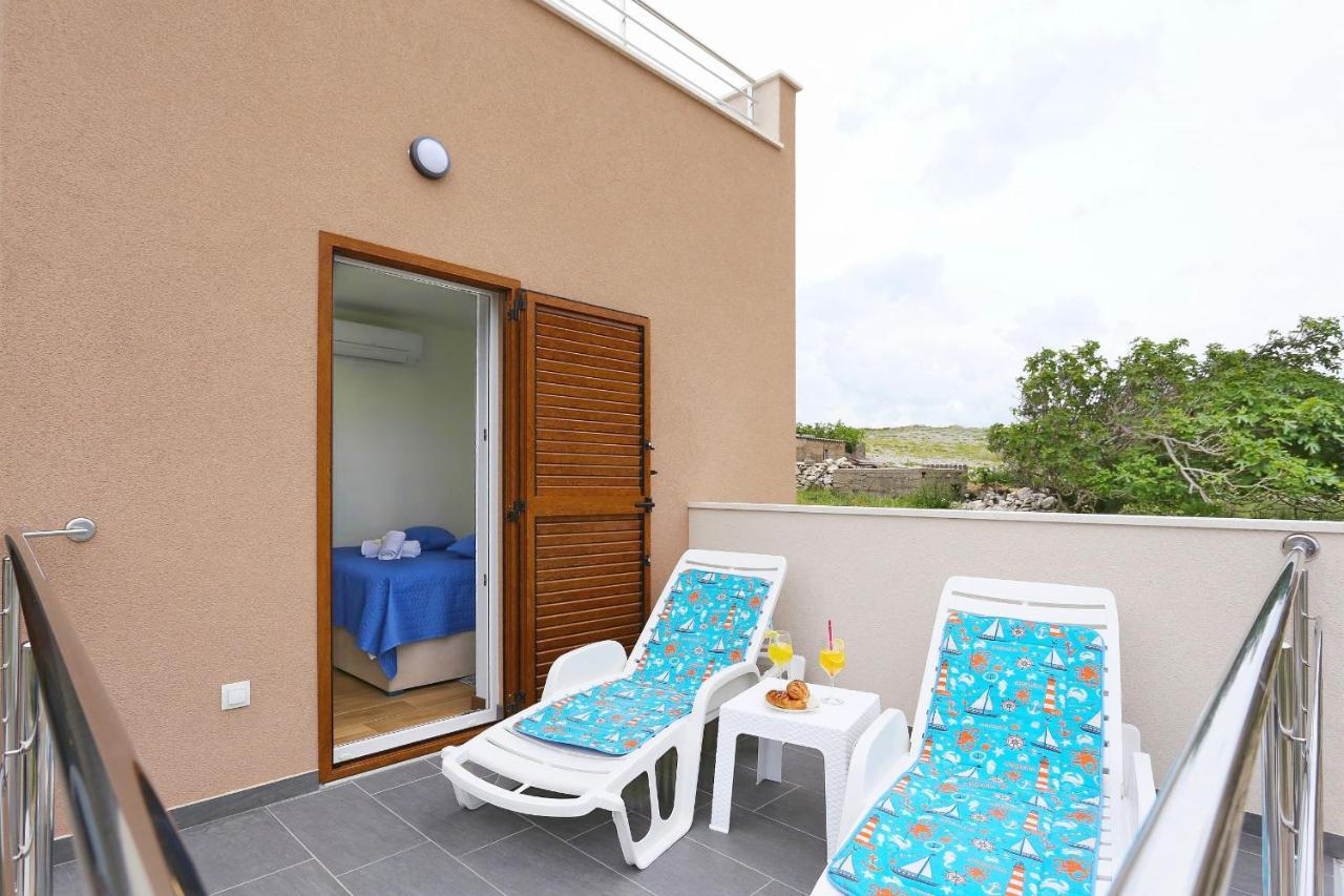 Apartments Poljak Ртина Екстериор снимка