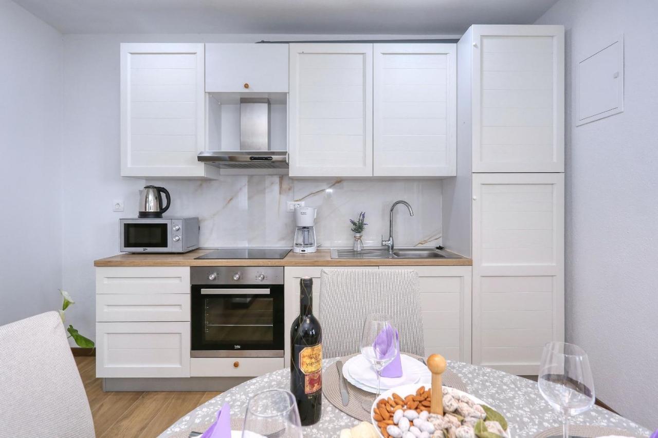 Apartments Poljak Ртина Екстериор снимка