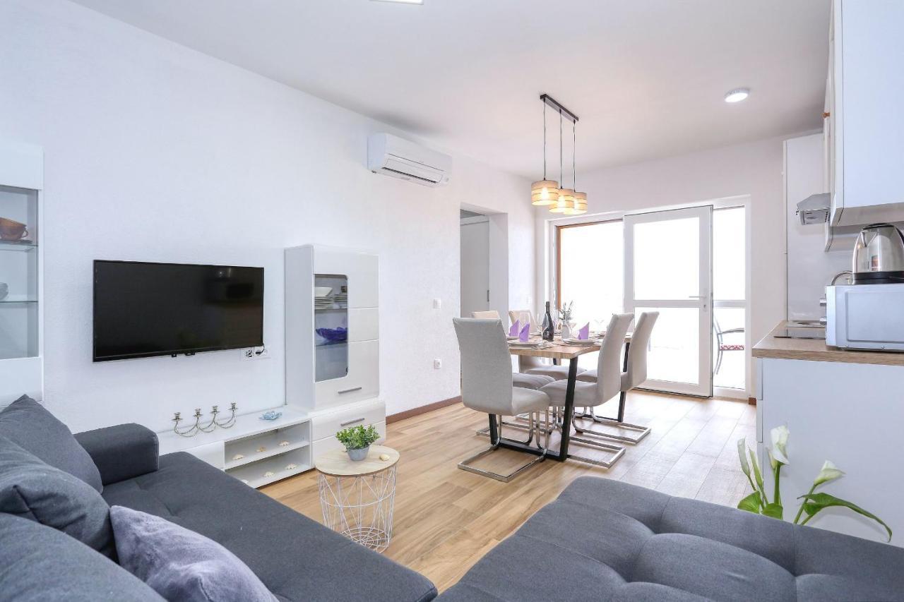 Apartments Poljak Ртина Екстериор снимка