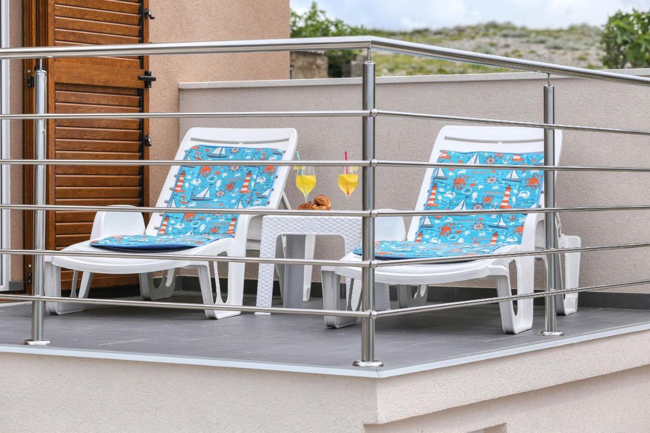 Apartments Poljak Ртина Екстериор снимка