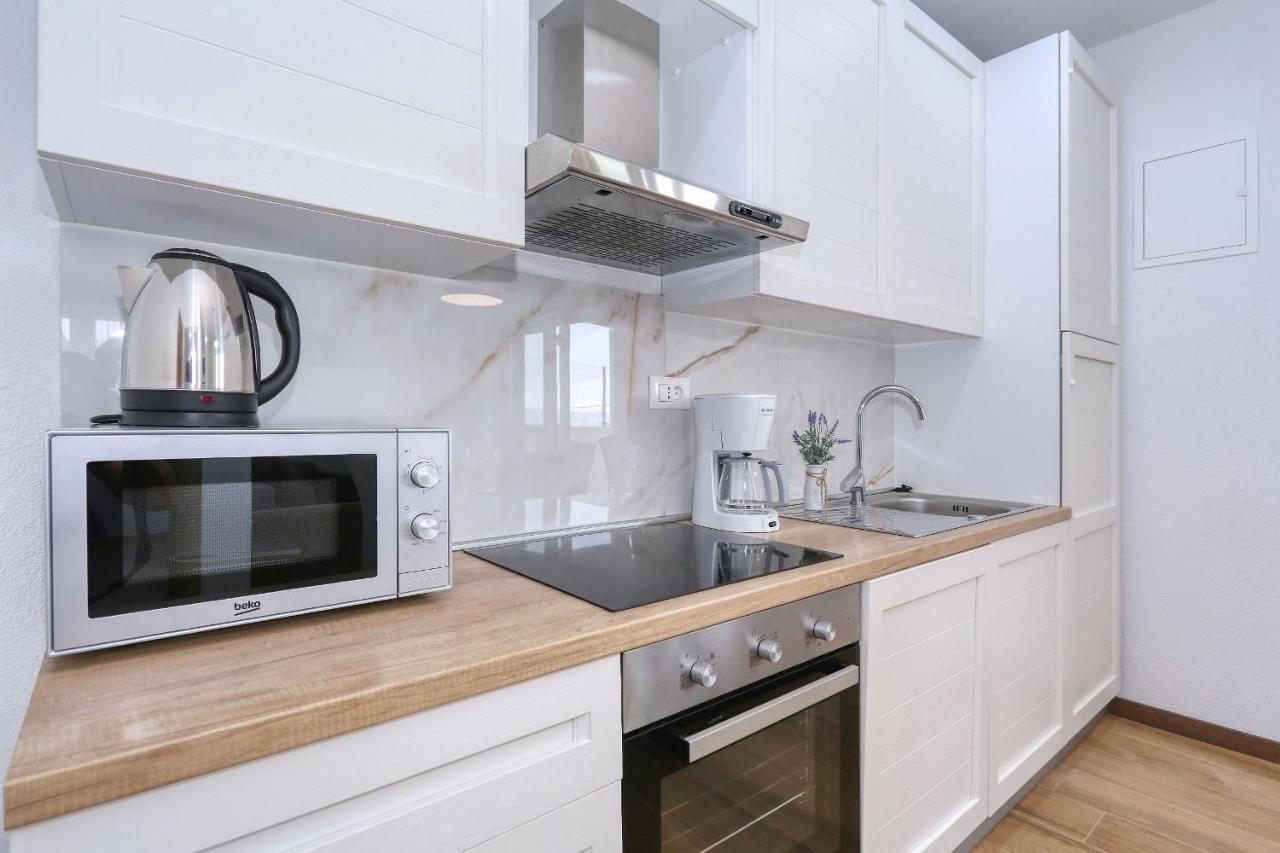 Apartments Poljak Ртина Екстериор снимка