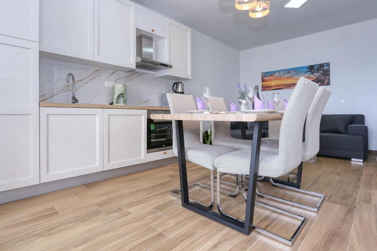 Apartments Poljak Ртина Екстериор снимка